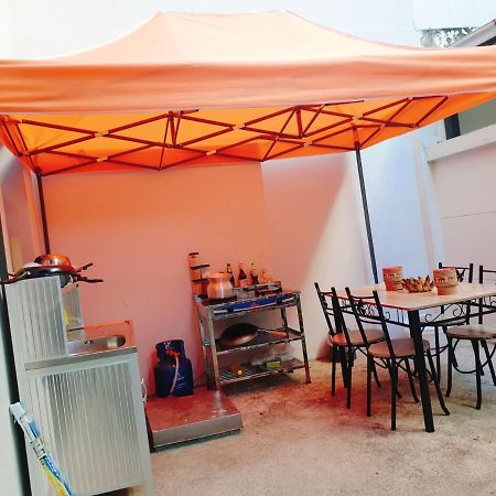 Kru Nat'S Bed & Breakfast W/ Private Rooms & Gym Bangkok Esterno foto